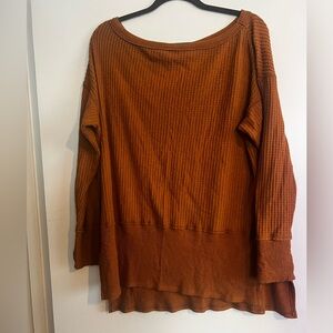 American Eagle oversized waffle top with thumb holes